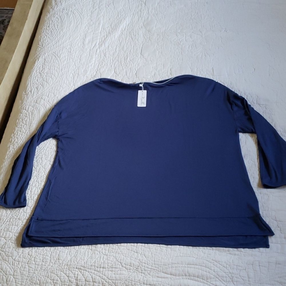 Simply Noelle SHOULDER ZIP TOP - Picture 5 of 15